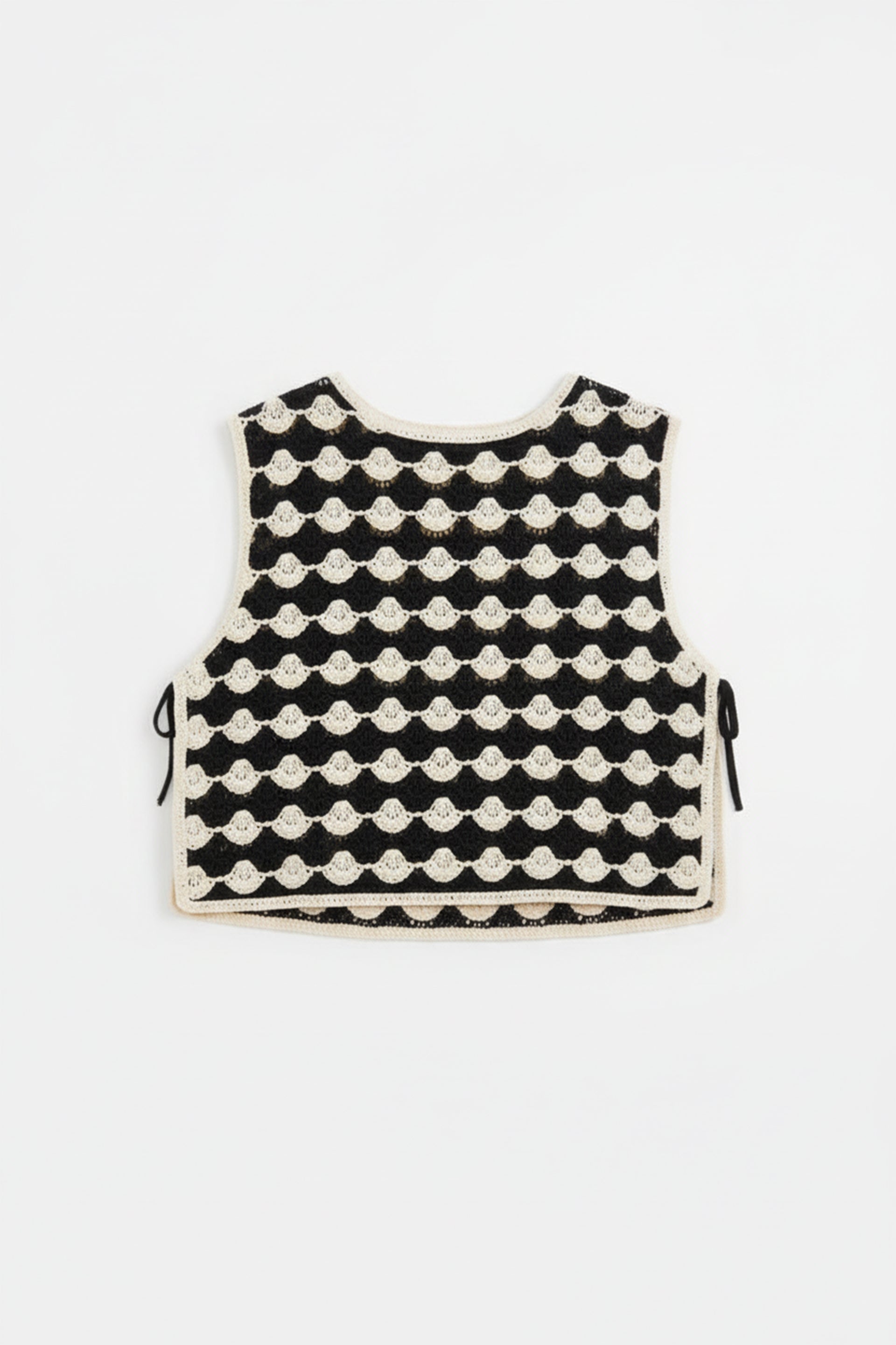 crochet vest, handmade crochet vest, black and white crochet top, wave pattern vest, artisan crochet clothing, slow fashion knitwear, boho crochet